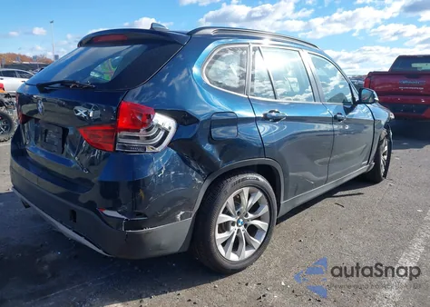 2013 BMW X1 xDrive28I z USA, uszkodzony, nr VIN WBAVL1C53DVR85359